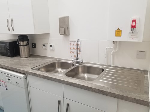 Kitchen units with sink